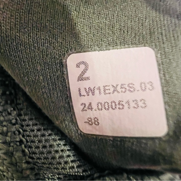 Lululemon Align Cropped Cami Tank Top *Light Support, C/D Cup
Grey Eucalyptus - Picture 7 of 7